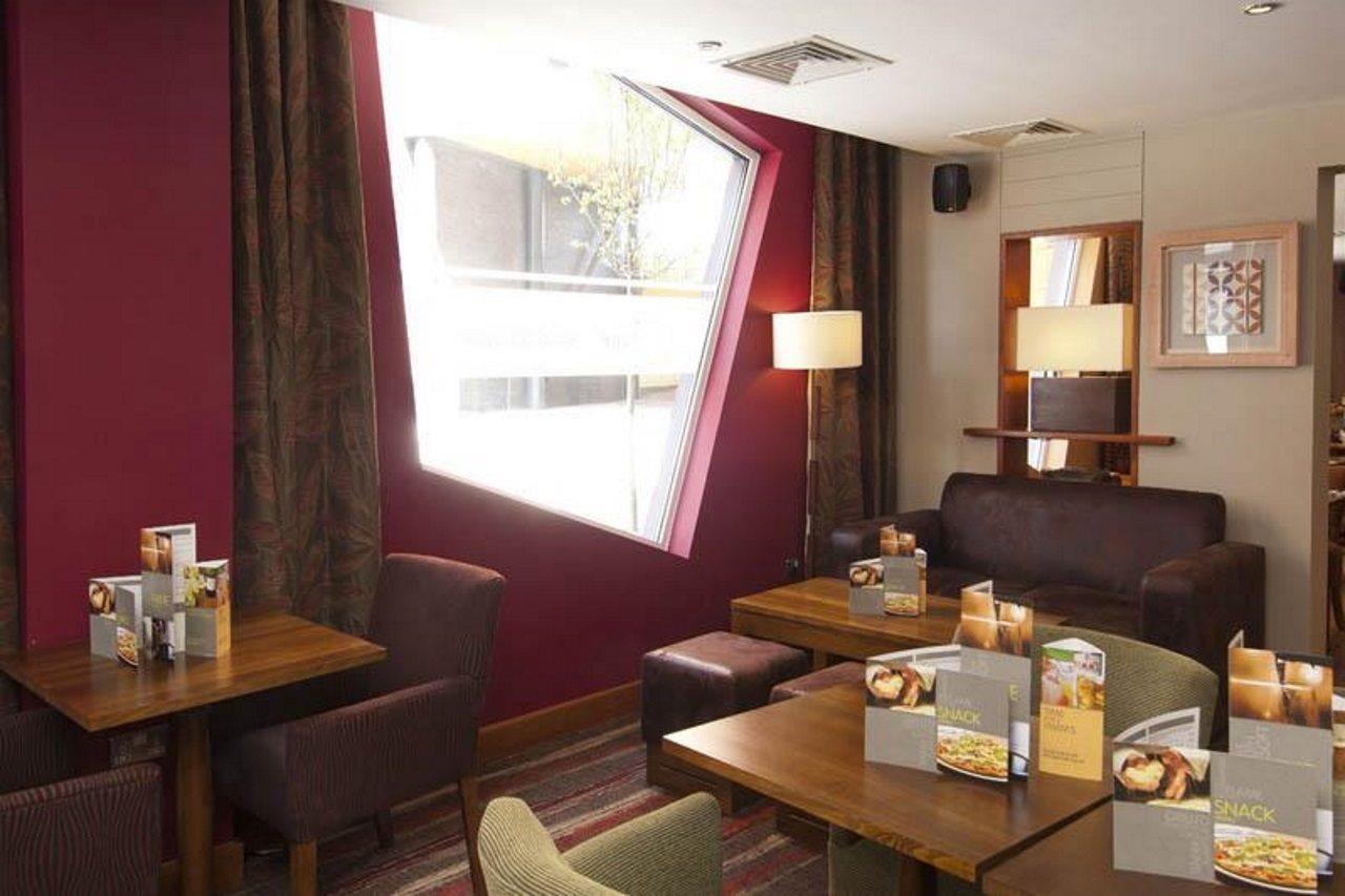 Premier Inn Manchester Bury Luaran gambar